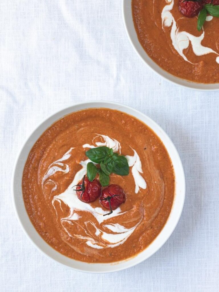 polévka z pečených rajčat