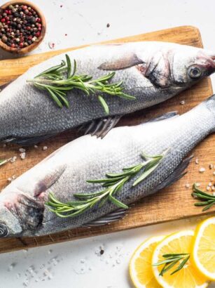 Proč jsou ryby cítit rybinou