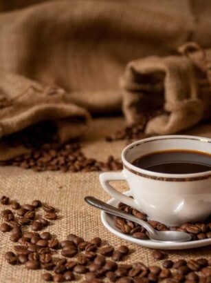 káva bez kofeinu škodlivost